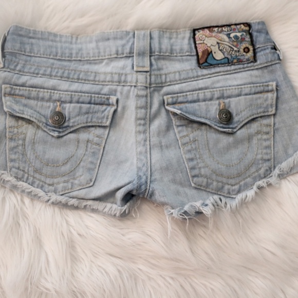 True Religion Pants - True Religion Distressed Shorts Size 25